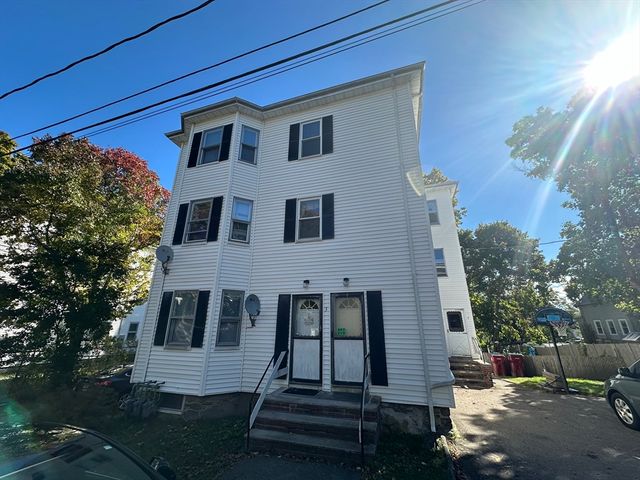 $2,000 | 3 Shaw Avenue, Unit 3 | Middleborough Center