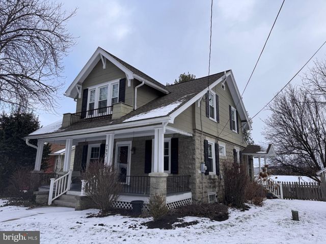 $2,400 | 797 Bellevue Avenue | Gap