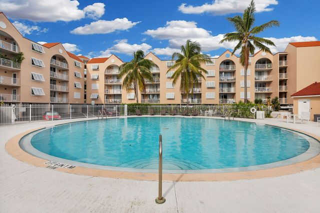 $629,000 | 3930 South Roosevelt Boulevard, Unit E304 | SeaSide