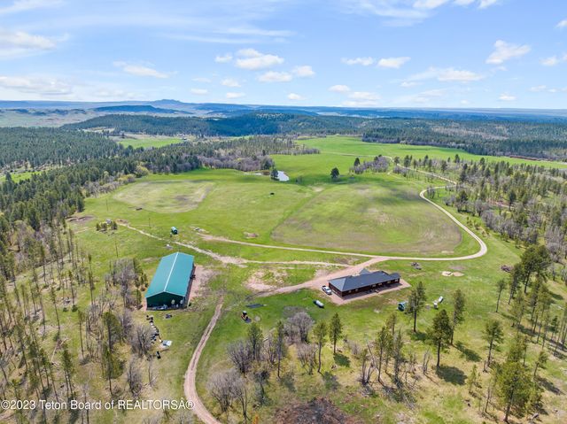$15,950,000 | 140 Cow Camp Road