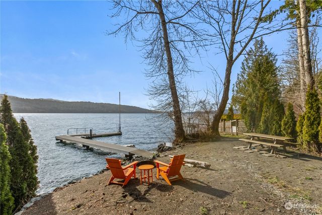 $1,749,000 | 3128 North Shore Road