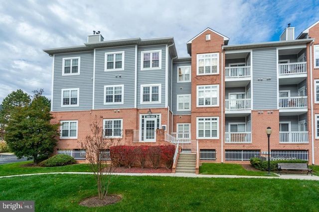 $2,000 | 8808 Groffs Mill Drive, Unit 8808 | Owings Mills