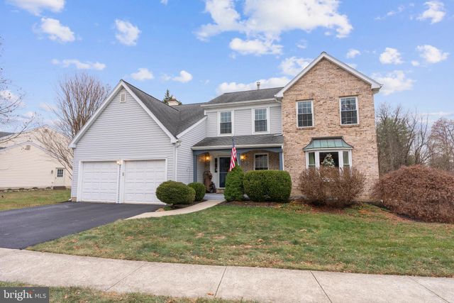 $699,900 | 29 Leatherwood Drive | Oaks