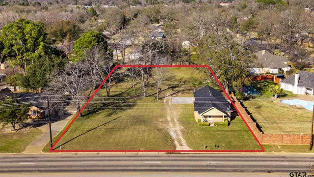 $325,000 | 717 Rice Road | Southwest Tyler