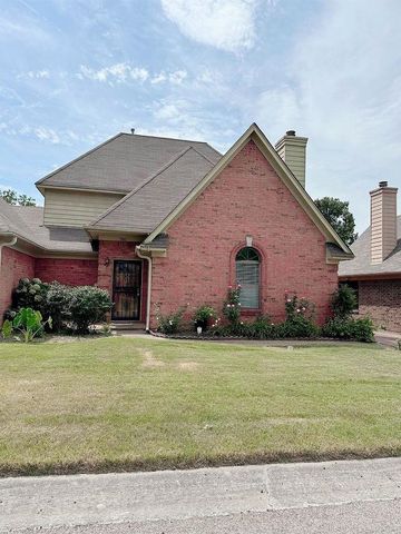 $218,900 | 781 Pecan Gardens Circle East | Vaughn Village