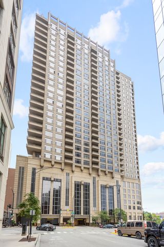 $4,000 | 530 North Lake Shore Drive, Unit 2408 | Near North Side