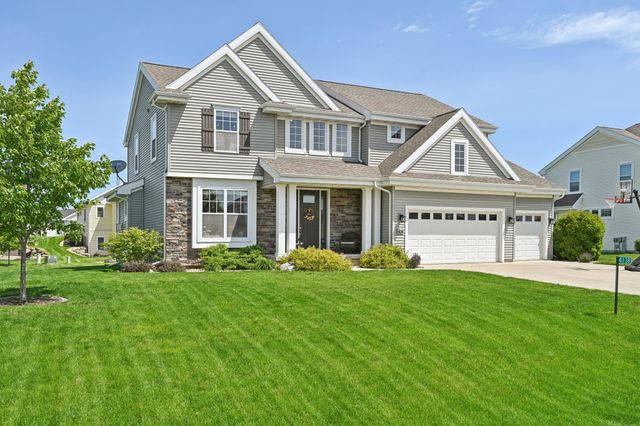 $684,900 | 4138 Royal View Drive | Bear Tree Farms