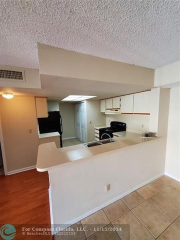 $1,990 | 9250 West Atlantic Boulevard, Unit 922 | Shadow Wood