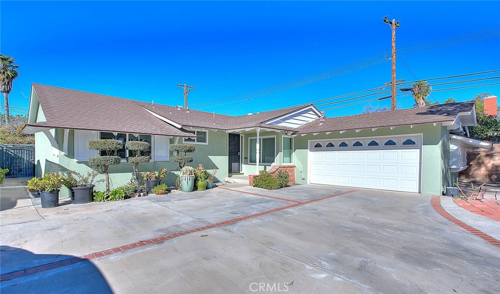 2106 Jetty Circle Santa Ana CA 92706 Compass