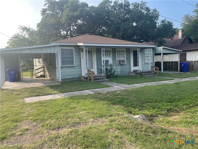 $125,000 | 404 Sheehan Street | Yoakum