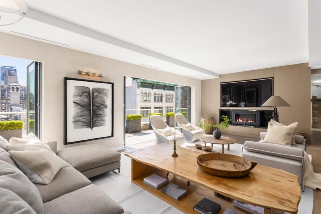 $15,995,000 | 21 West 20th Street, Unit PH3 | Flatiron