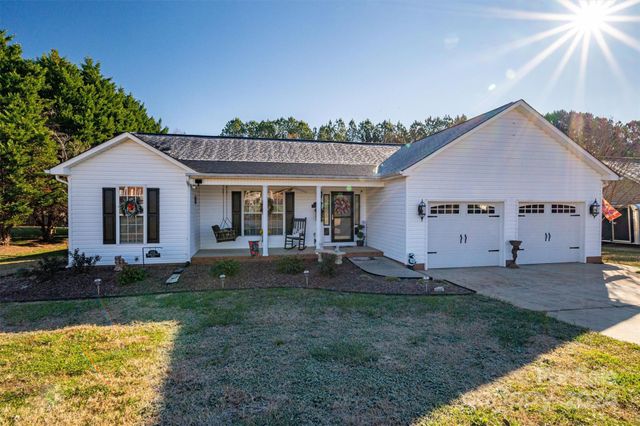 $324,900 | 112 Henry Putman Drive | Cherryville Township - Gaston County