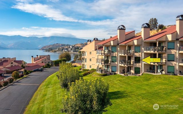 $459,000 | 100 Lake Chelan Shores Drive, Unit 187 | Chelan