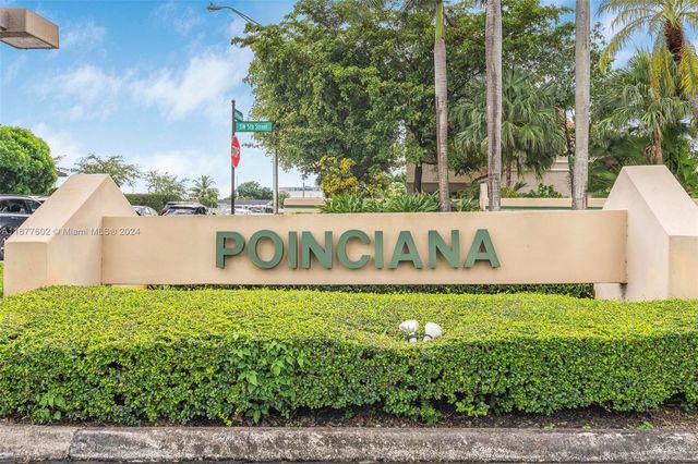 $660,000 | 492 Southwest 87th Place | Fountainebleau