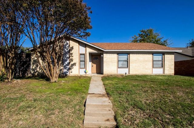 $375,000 | 1231 Bellaire Boulevard | Lakewood North