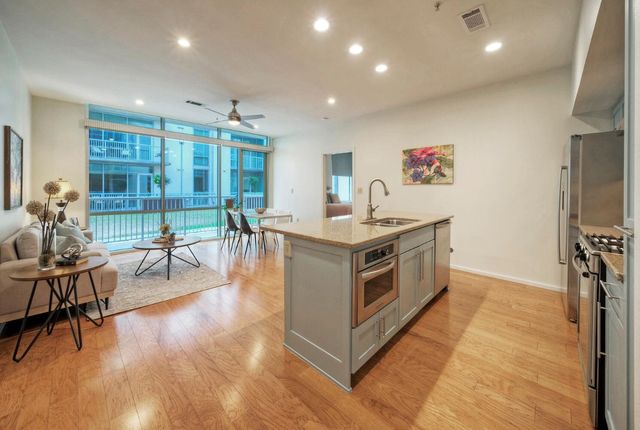 $699,000 | 1600 Barton Springs Road, Unit 1103 | Zilker