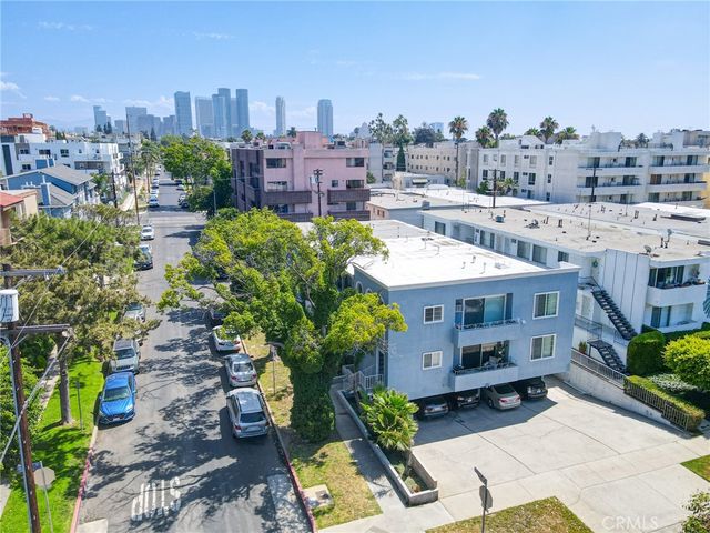 $4,300,000 | 10786 Missouri Avenue | Westwood