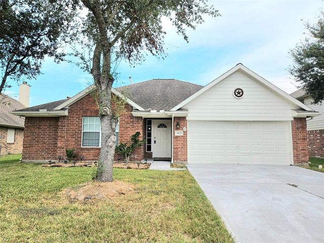 $325,000 | 4107 Mustang Road | Pearland