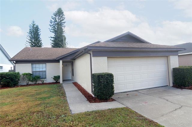 $364,900 | 1050 Abell Circle | Alafaya Woods