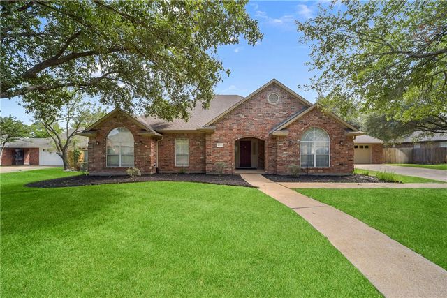 $415,000 | 602 Benchmark Drive | College Station