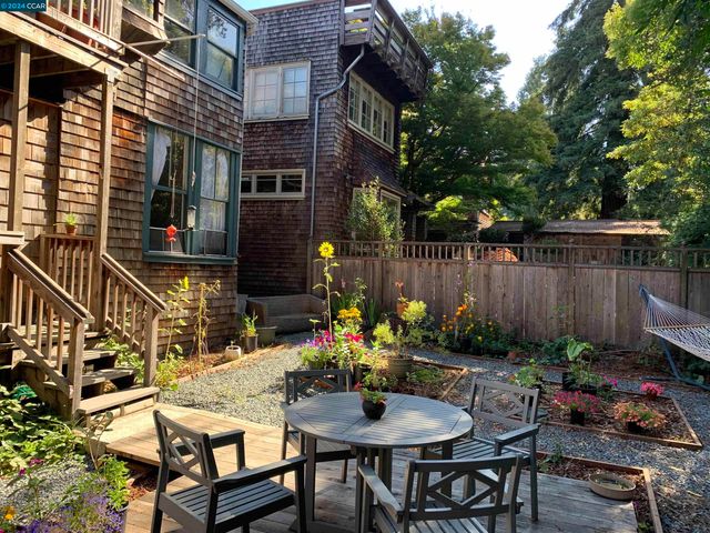 $1,899,000 | 2808 Derby Street | Elmwood