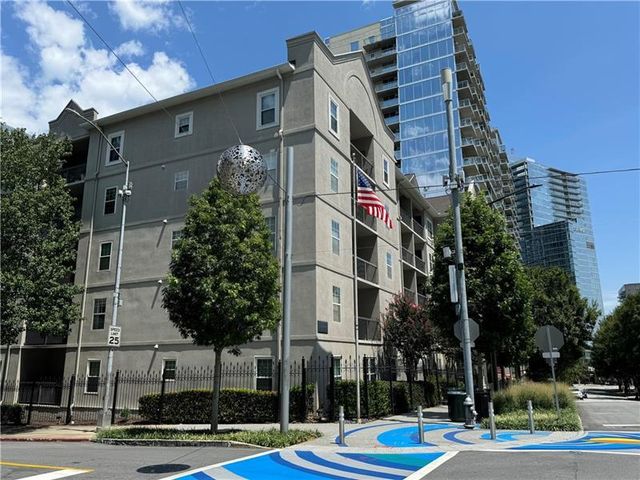 $2,575 | 1075 Peachtree Walk Northeast, Unit A121 | Peachtree Walk