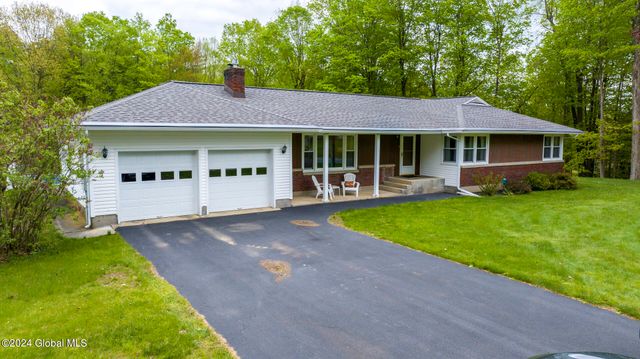 $550,000 | 385 Locust Grove Road | Greenfield