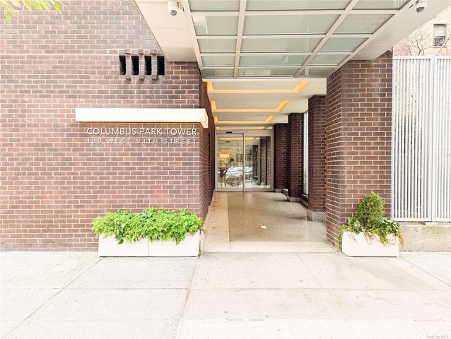 $1,650,000 | 100 West 94th Street, Unit 22A | Upper West Side