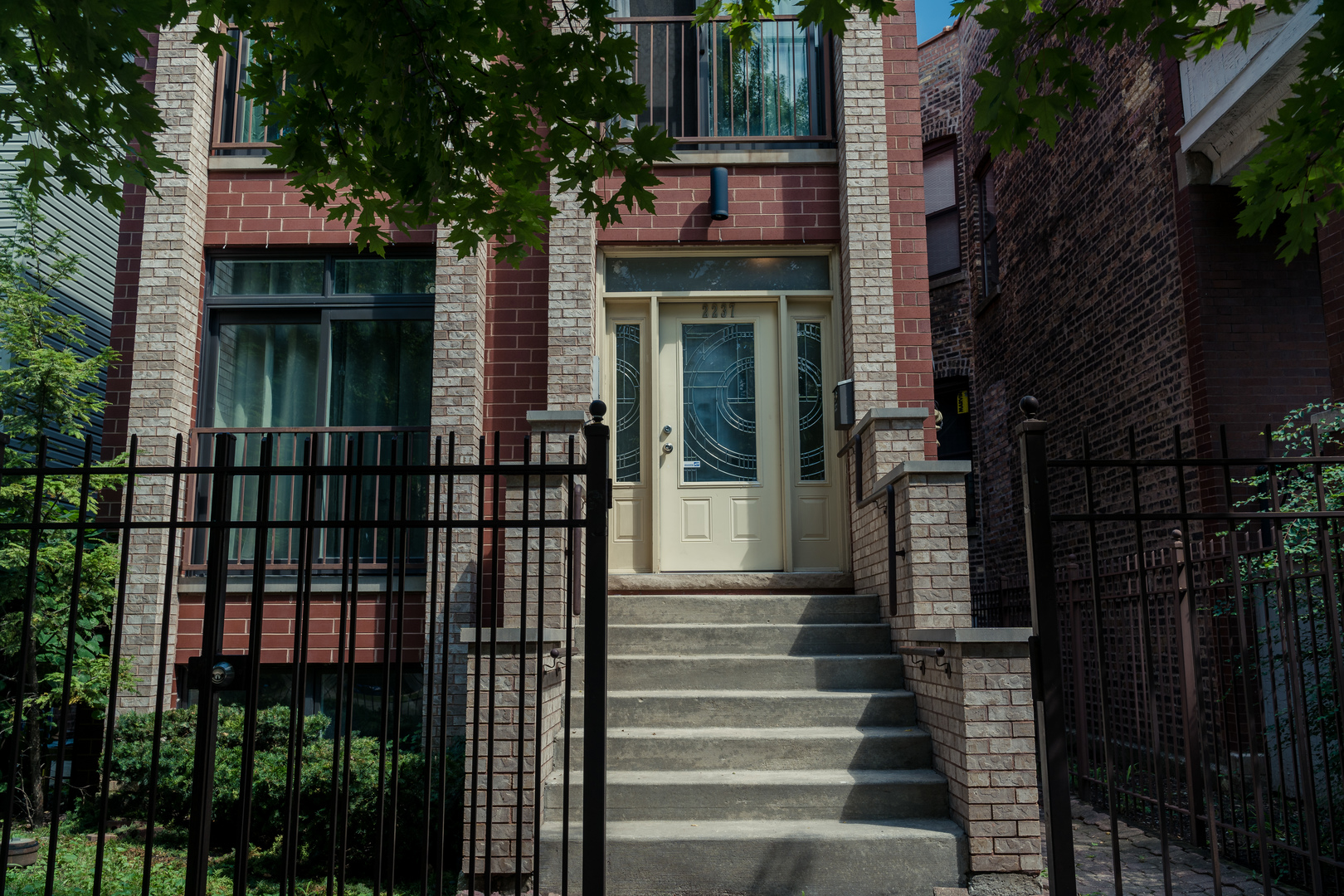 2237 North Campbell Avenue, Chicago, IL 60647 | Compass