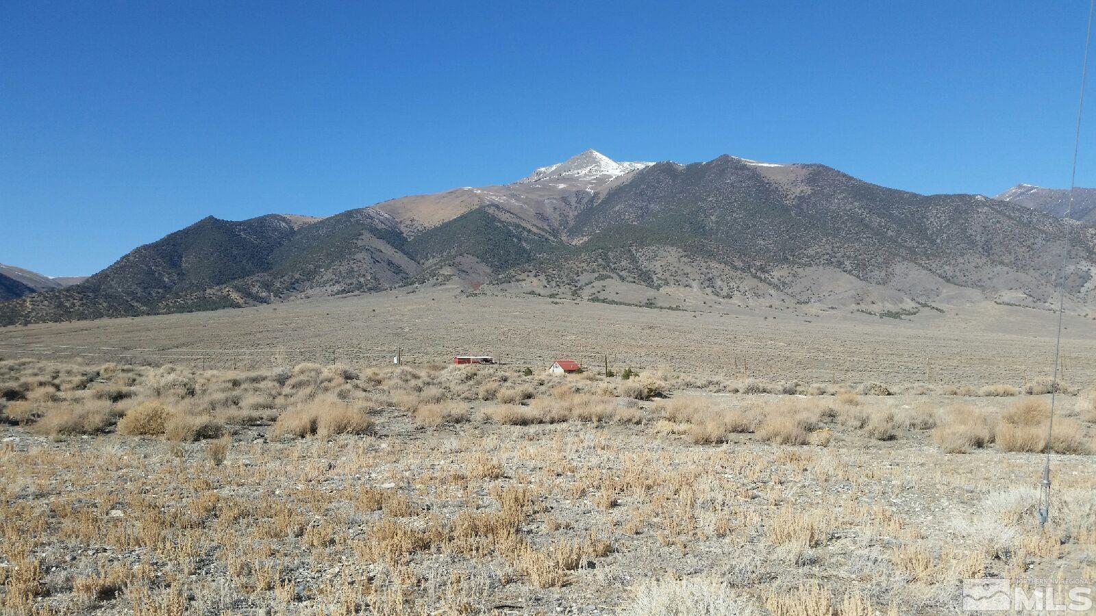 a view of a dry field