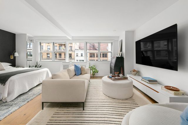 $775,000 | 77 East 12th Street, Unit 4E | Greenwich Village