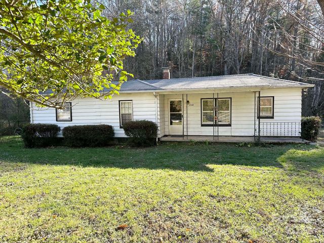 $89,900 | 2340 Indian Grave Road | Lower Creek Township - Caldwell County