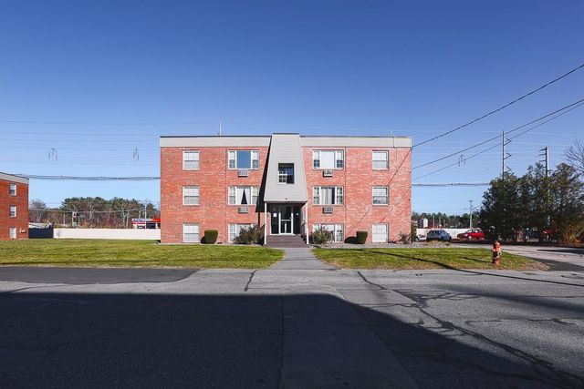 $235,000 | 99 Cluff Crossing Road, Unit E1 | Salem