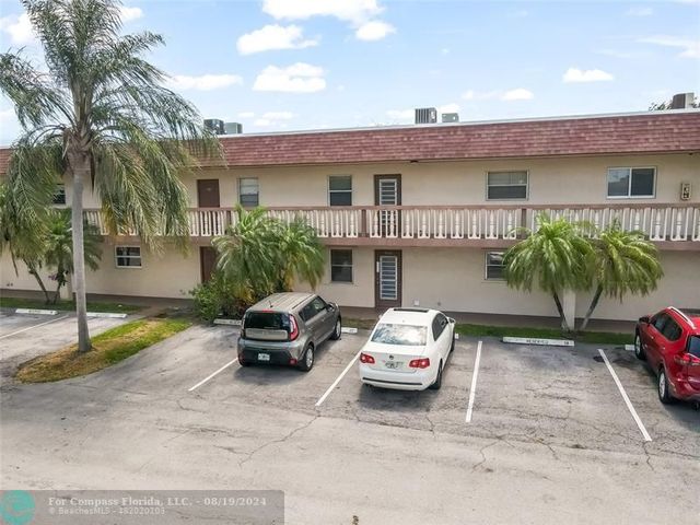 $256,500 | 9220 Southwest 3rd Street, Unit 914 | Sandalfoot Cove