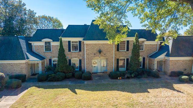 $299,900 | 7021 Quail Hill Road | Quail Hollow East Condominiums