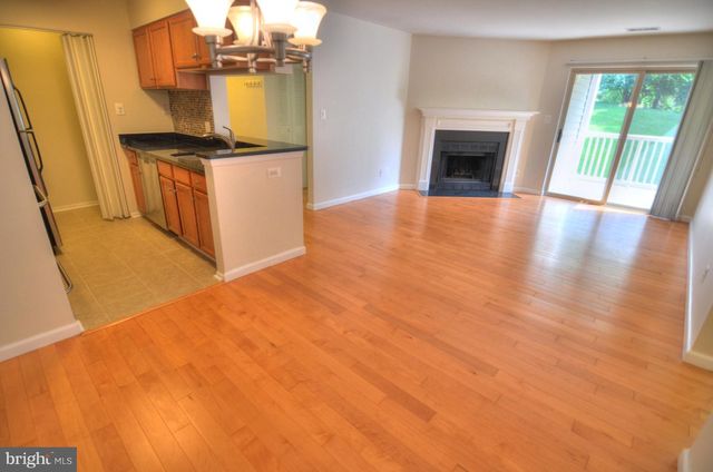 $2,295 | 11653 Gas Light Court, Unit G | Parc Reston