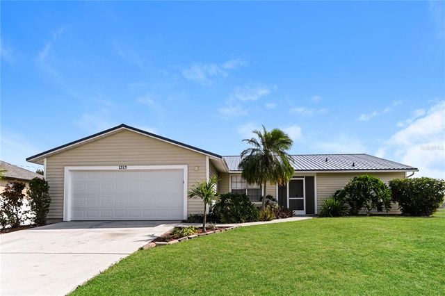 $2,440 | 1313 Northeast 12th Place | Cape Coral