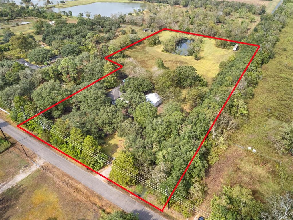 5 acre Manvel homestead, minutes away from 288 & Pearland.