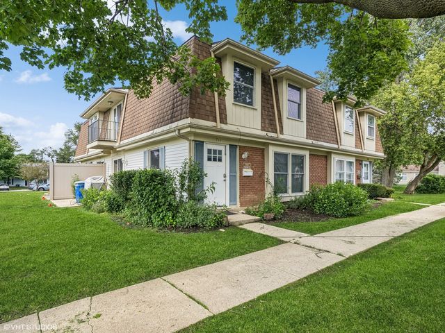 $299,000 | 711 Huntly Court | Schaumburg