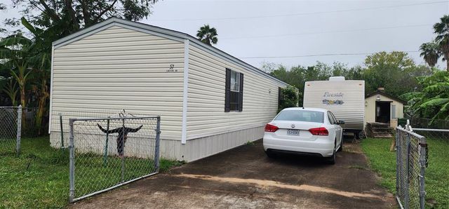 $101,999 | 57 Lakeside Boulevard South | Los Fresnos