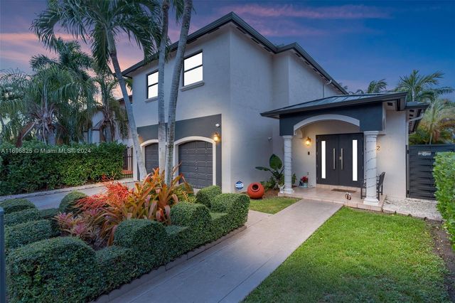 $835,000 | 6842 Southwest 157th Court | San Pedro Estates