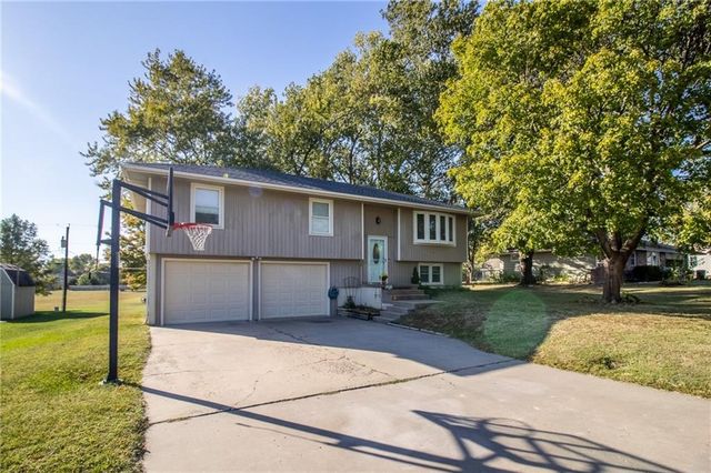 $264,900 | 423 South Rice Road | Silver Lake