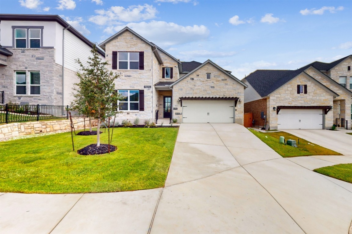 a house view with a outdoor space