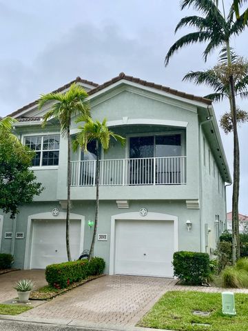 $269,000 | 3043 Laurel Ridge Circle | Riviera Beach