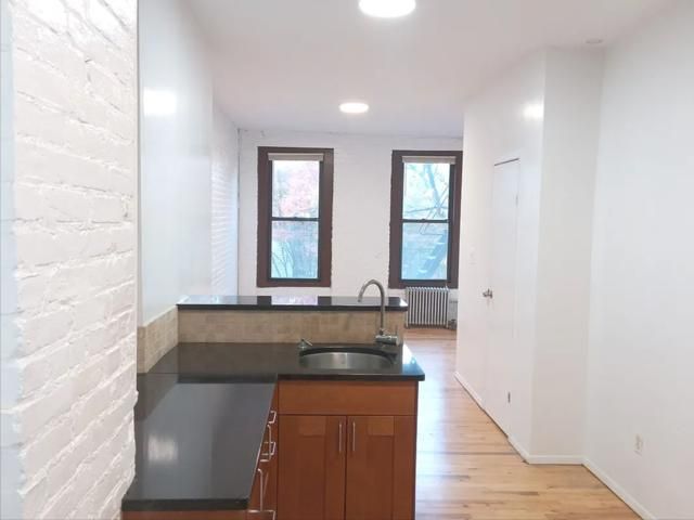 $3,600 | 52 MacDougal Street, Unit 3A | SoHo