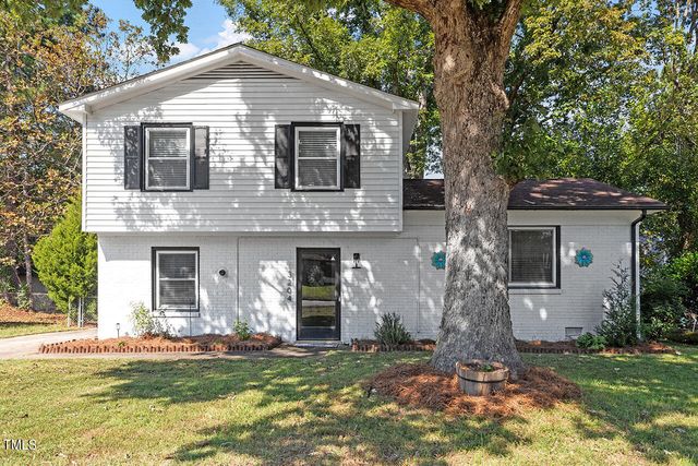 $339,900 | 3204 Idlewood Village Drive | Idlewood Village