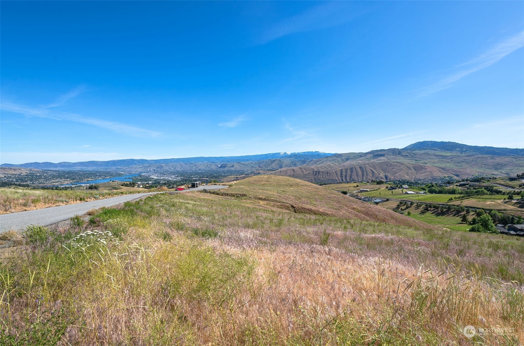 a view of an outdoor space with mountain view