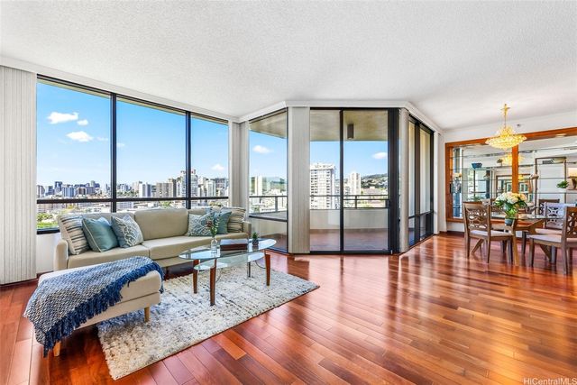 $950,000 | 1525 Wilder Avenue, Unit PH7 | Honolulu