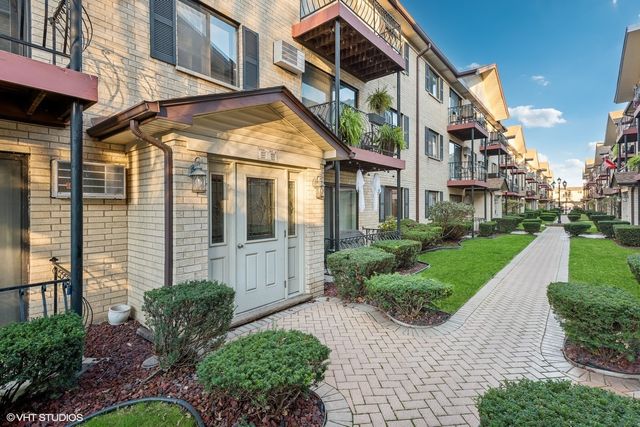 $200,000 | 5159 North East River Road, Unit 201A | O'Hare