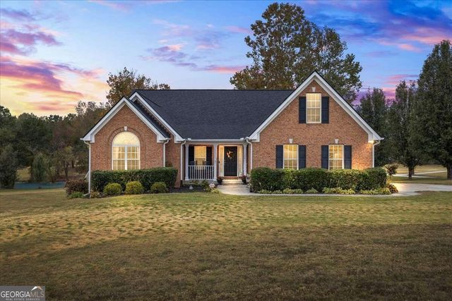 $525,900 | 1241 Blue Springs Drive